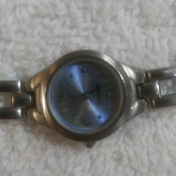 Women's Fossil Watch - Picture 8 of 8